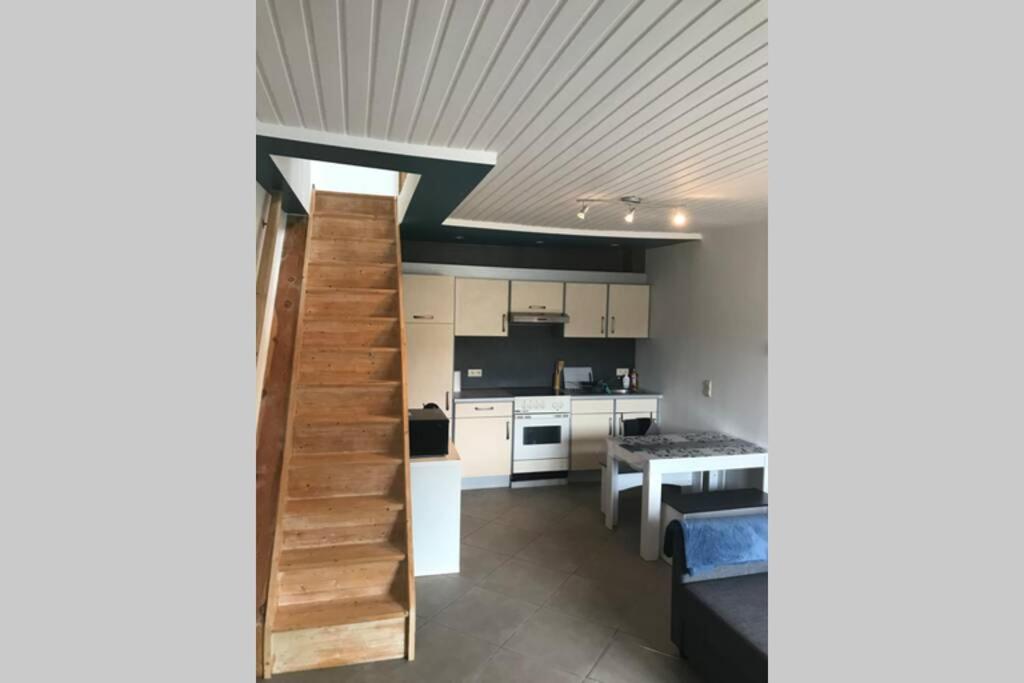 Petite Maison A La Campagne Кувен Экстерьер фото